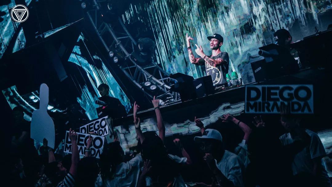 【精彩回顾】全球百大DJ「DIEGO MIRANDA」轰炸廊坊，开启这个又燃又炸的夏日制“燥”-廊坊MAX酒吧/MAX CLUB