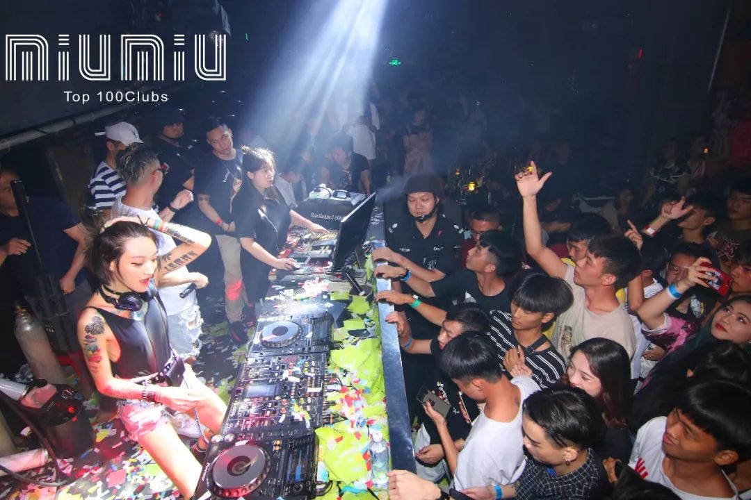 DJ YOYO | 昨晚你有没有，被这位帅气的小姐姐“炸到”？-潮州MIUMIU酒吧/缪缪酒吧