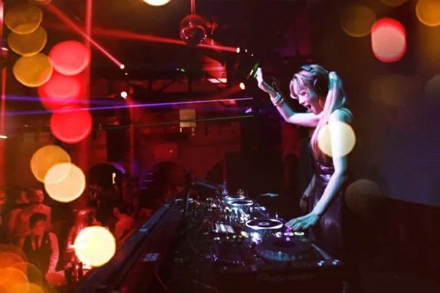 TOP100 CLUBS #99 | 8.19 亚洲百大第7位 DJ IVY ＃她的音乐足以让你了解T的奥义＃-潮州MIUMIU酒吧/缪缪酒吧