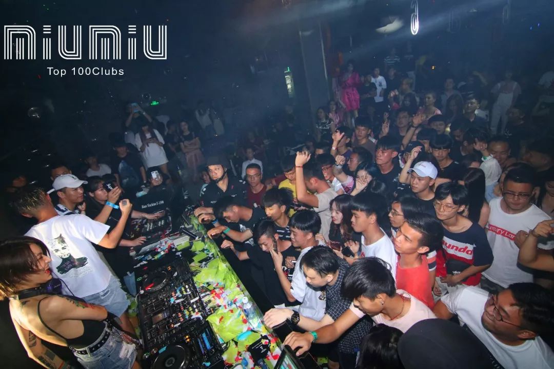 DJ YOYO | 昨晚你有没有，被这位帅气的小姐姐“炸到”？-潮州MIUMIU酒吧/缪缪酒吧