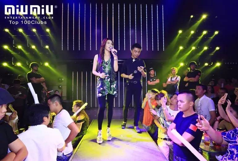 李彩桦昨夜潮州MiuMiu影迷见面会现场分享-潮州MIUMIU酒吧/缪缪酒吧