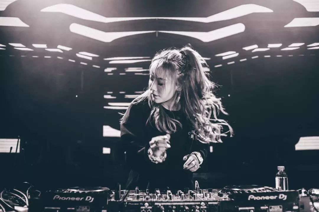 June. 24 | 可爱教主DJ TRACY | IMF预热派对潮州站-潮州MIUMIU酒吧/缪缪酒吧