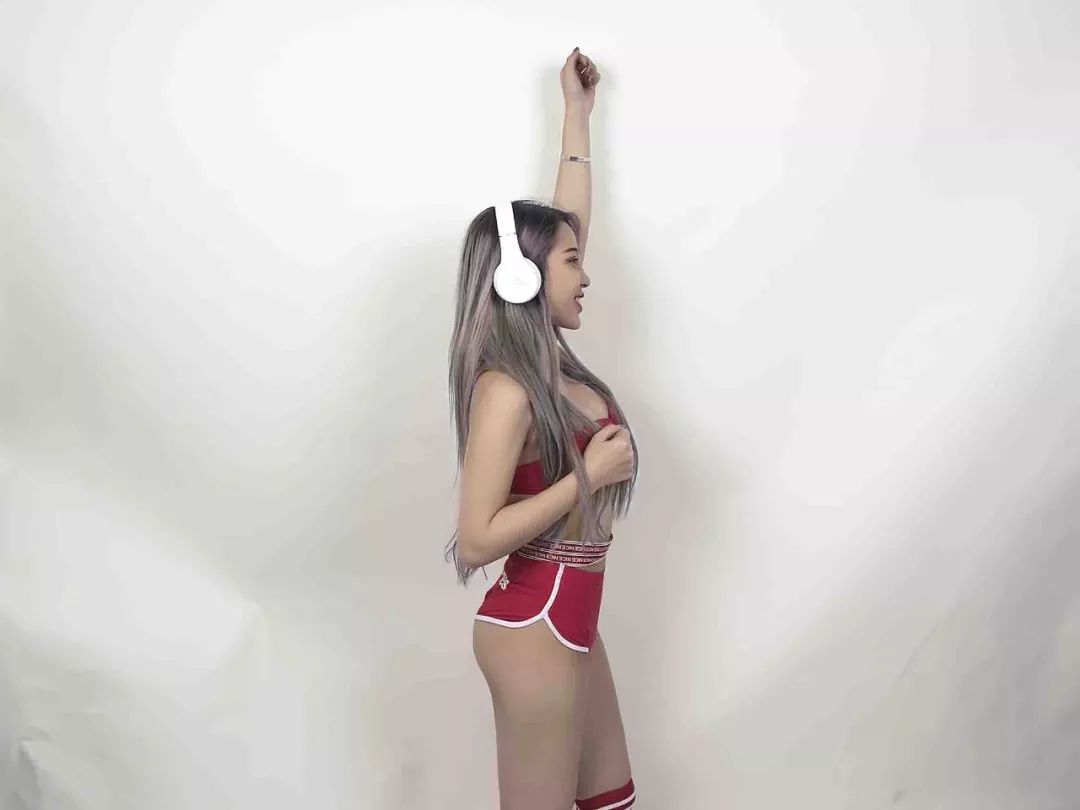 中国籍GOGO | 5位模特佳丽汇聚MiuMiu，每晚湿身热舞互动-潮州MIUMIU酒吧/缪缪酒吧
