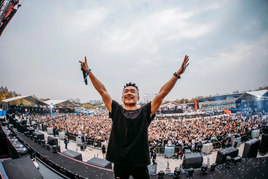 首位登上Defqon.1舞台之中国新星 - DJ ATTACK 9月25日空降潮州MiuMiu3.0-潮州MIUMIU酒吧/缪缪酒吧