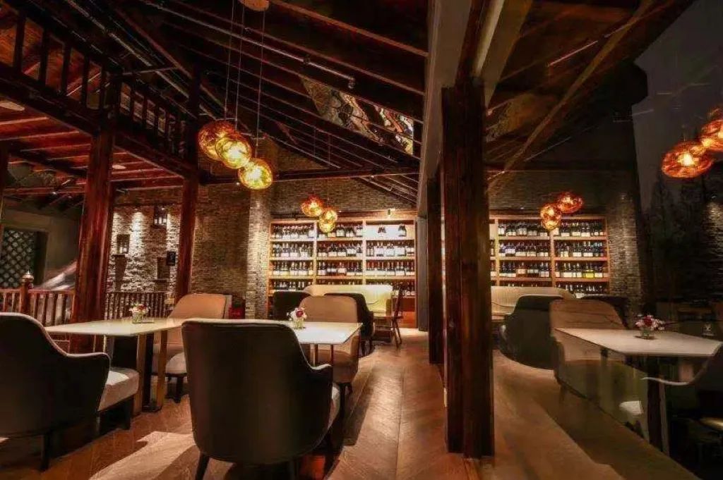 11.04 FC Club 金融、科技、海归、企业家、投资人社交之夜 Elite Networking Evening-上海FC酒吧/FC Club