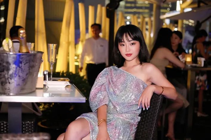 11.04 FC Club 金融、科技、海归、企业家、投资人社交之夜 Elite Networking Evening-上海FC酒吧/FC Club