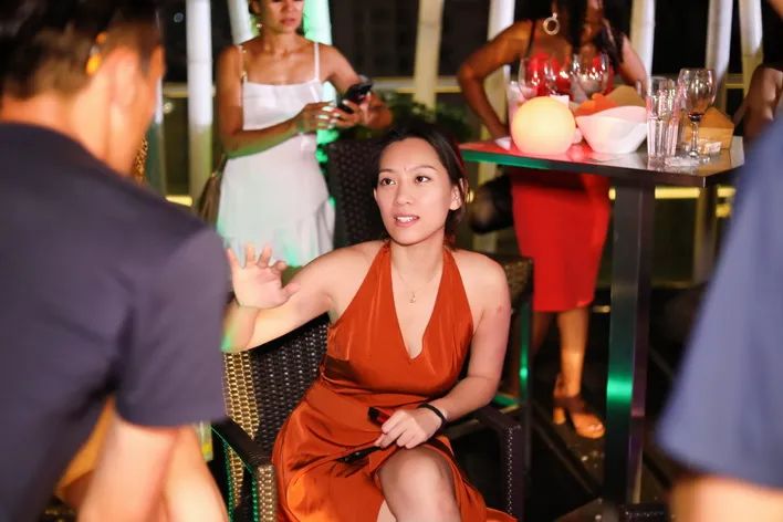 11.04 FC Club 金融、科技、海归、企业家、投资人社交之夜 Elite Networking Evening-上海FC酒吧/FC Club