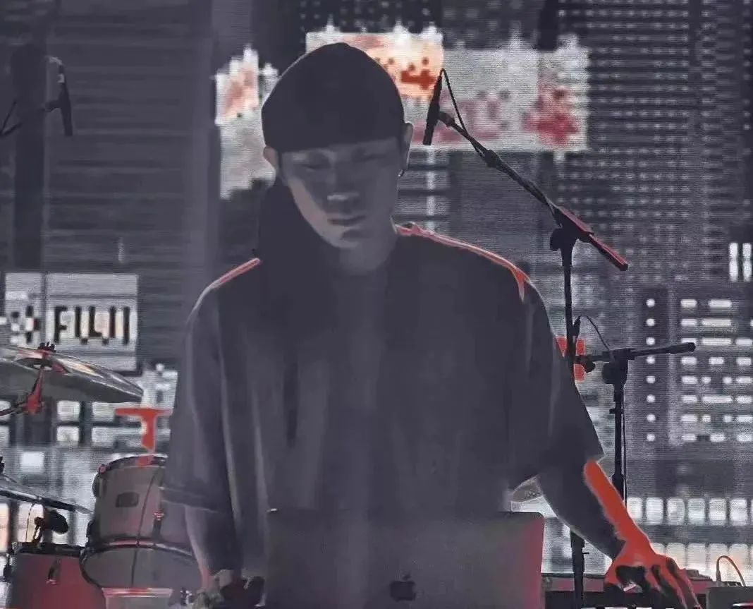 1.26 | THU | 《梦》说唱专场-武汉404酒吧/404ClubNotFound 1.26 | THU | 《梦》说唱专场-武汉404酒吧/404ClubNotFound
