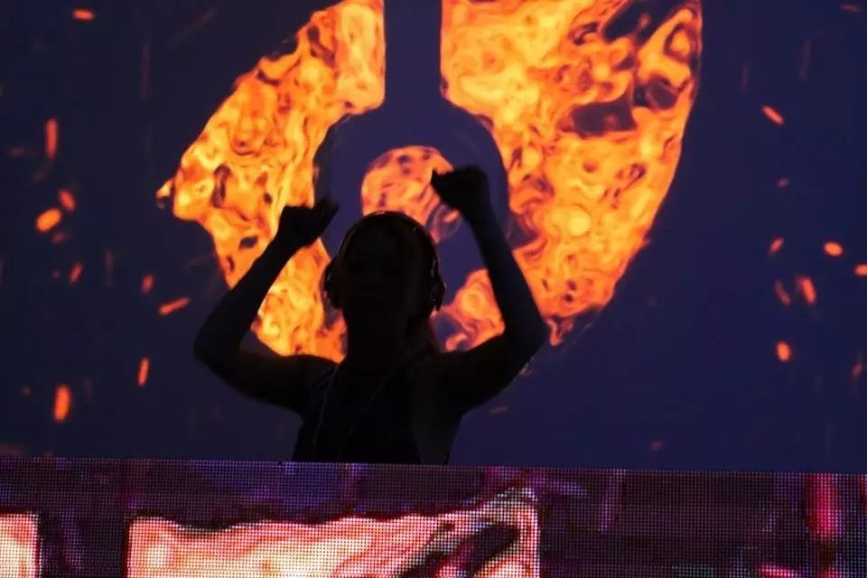 2016年末派对季 PYRO音乐 12月每周直播派对不停歇！-PYRO音乐