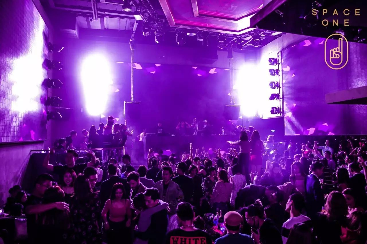 Space One | Tonight - Beatport EDM排行榜第一名DJ Junior-北京爱乐酒吧/Elements