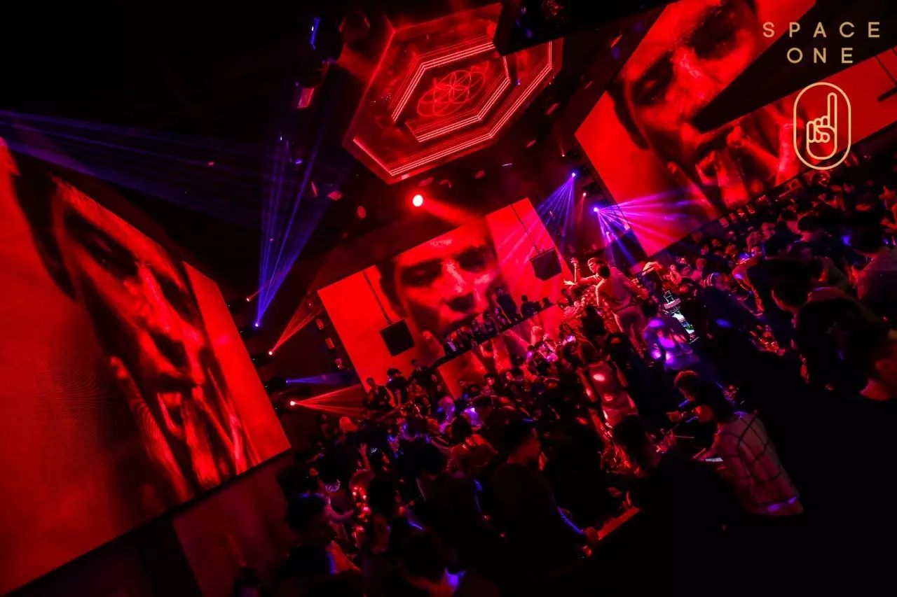 Space One | Tonight - Beatport EDM排行榜第一名DJ Junior-北京爱乐酒吧/Elements