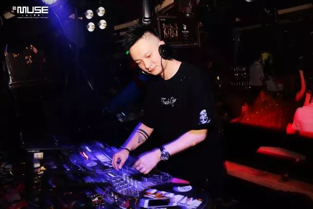 X-Large See U Again-苏州全明星酒吧/ALL STAR CLUB