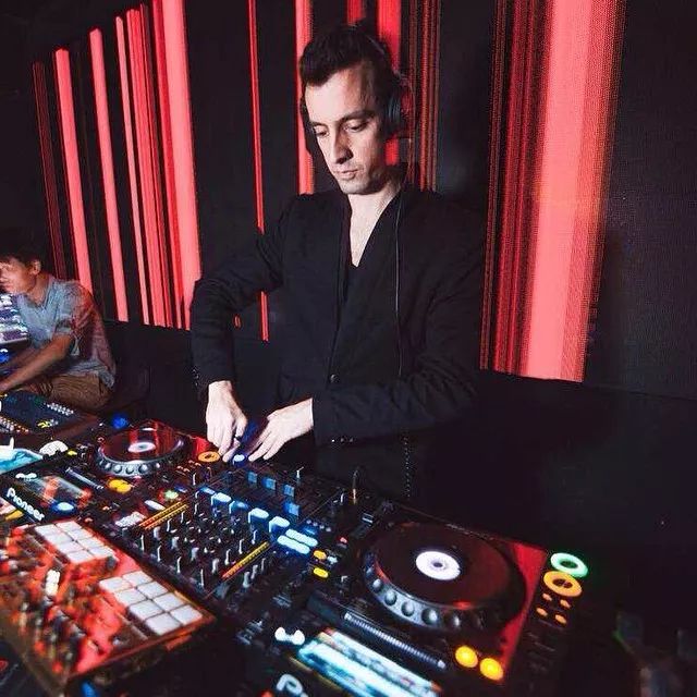 MUSE CLUB丨就在今晚 电子混音大师 DJ Leo Chiodaroli 用音乐操控你的身体 , 诠释疯狂 , 释放激情!-太原缪斯酒吧/MUSE CLUB