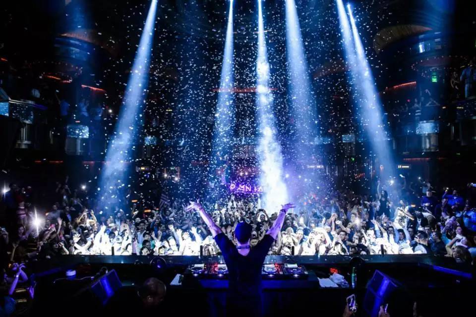 今晚！《征服世界的全球偶像》世界百大前10王牌DJ AfroJack驾临晚裝EveningSHOW！一场顶级电音盛宴即将开启-深圳晚装空间酒吧/EVNEING SHOW