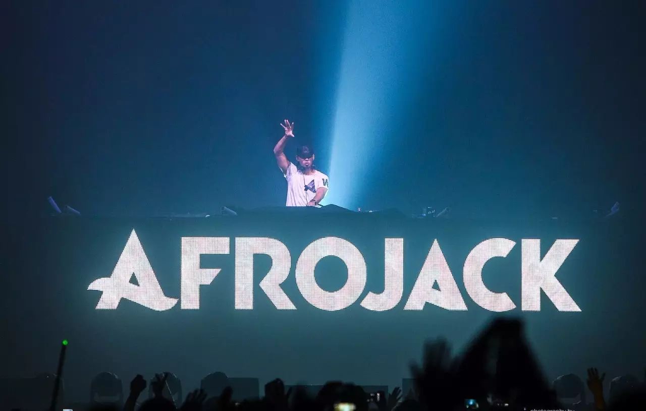 今晚！《征服世界的全球偶像》世界百大前10王牌DJ AfroJack驾临晚裝EveningSHOW！一场顶级电音盛宴即将开启-深圳晚装空间酒吧/EVNEING SHOW