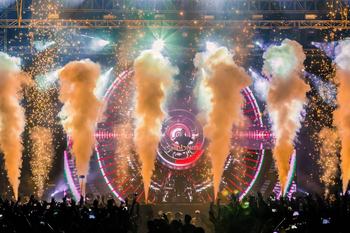 今晚！《征服世界的全球偶像》世界百大前10王牌DJ AfroJack驾临晚裝EveningSHOW！一场顶级电音盛宴即将开启-深圳晚装空间酒吧/EVNEING SHOW