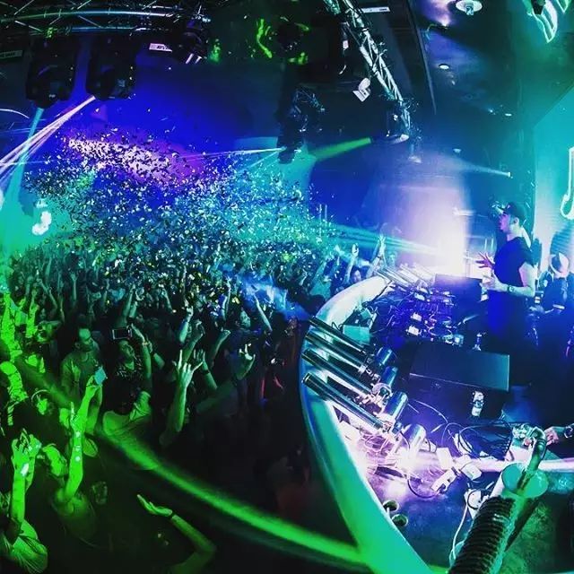 今晚！《征服世界的全球偶像》世界百大前10王牌DJ AfroJack驾临晚裝EveningSHOW！一场顶级电音盛宴即将开启-深圳晚装空间酒吧/EVNEING SHOW