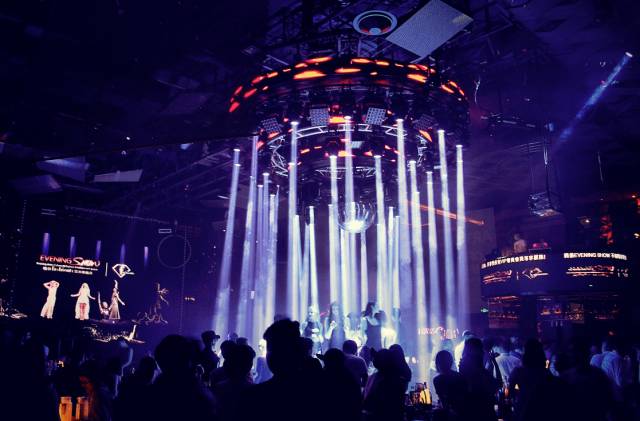 今晚！《征服世界的全球偶像》世界百大前10王牌DJ AfroJack驾临晚裝EveningSHOW！一场顶级电音盛宴即将开启-深圳晚装空间酒吧/EVNEING SHOW