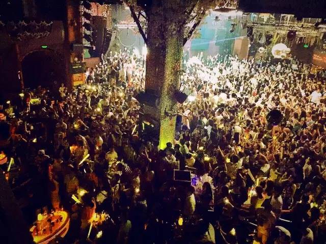 今晚！《征服世界的全球偶像》世界百大前10王牌DJ AfroJack驾临晚裝EveningSHOW！一场顶级电音盛宴即将开启-深圳晚装空间酒吧/EVNEING SHOW