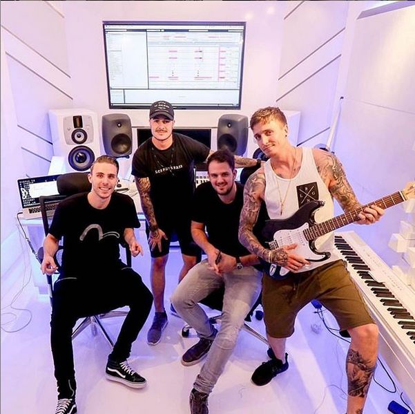 08/21 Blasterjaxx | 百大DJ来袭，做好狂欢准备！-南宁斯贝斯酒吧/SPACE CLUB