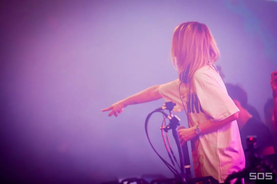 Review: 昨夜 Alison Wonderland 真是感受到你们的热情！-杭州风暴酒吧/SOS Club