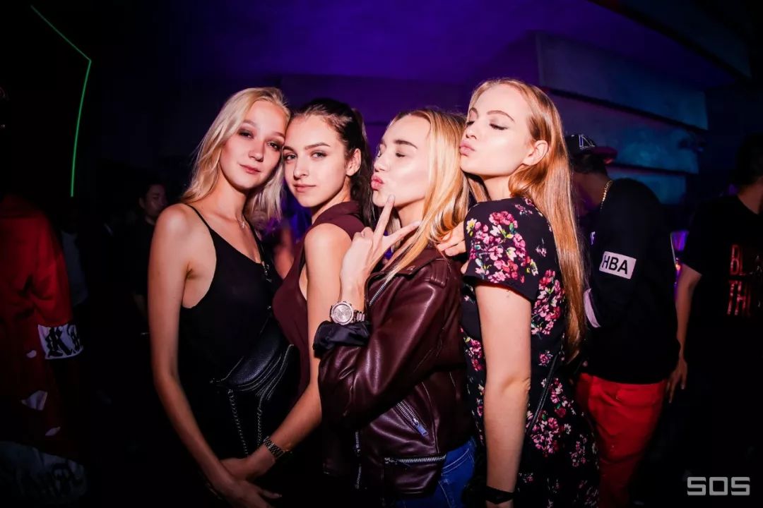 Review: 昨夜 Alison Wonderland 真是感受到你们的热情！-杭州风暴酒吧/SOS Club