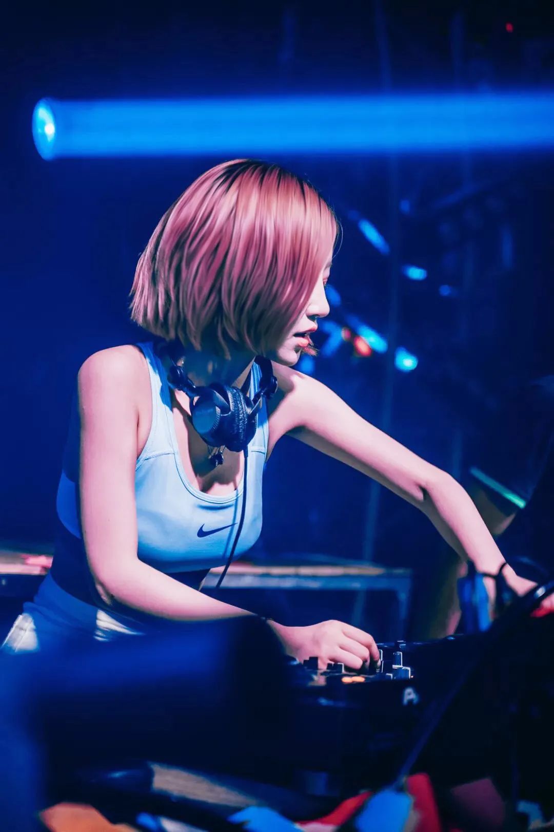 IOS.CLUB（松岗店) I 11月25日蹦迪教练𝐃𝐉.𝐍𝐈𝐂𝐎喊你来蹦迪啦!-深圳IOS酒吧/IOS CLUB