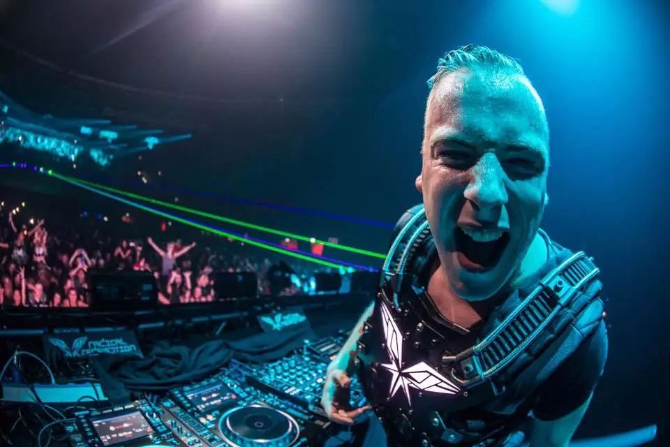 10.19 || 十级戒备 继续Hardstyle！全球百大DJ #44 Radical Redemption-深圳苏坡菲寺酒吧/Super face club