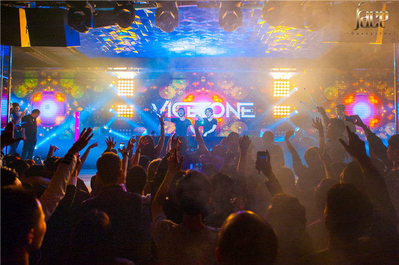 精彩现场：全球百大DJ第36位 VICETONE 首度中国音乐行-广州菲士酒吧/FACE CLUB