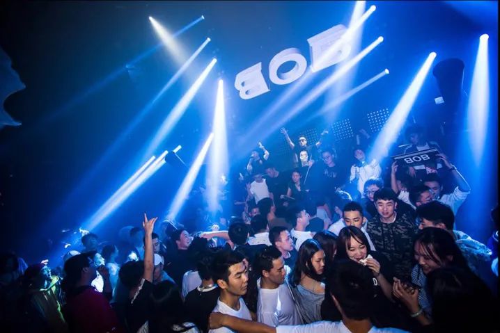 4月17日 | RYHU厂牌组合 DJ B.O.B & MC芦健(JIAN) 火力全开 轰炸全场-佛山熊猫酒吧/Panda house