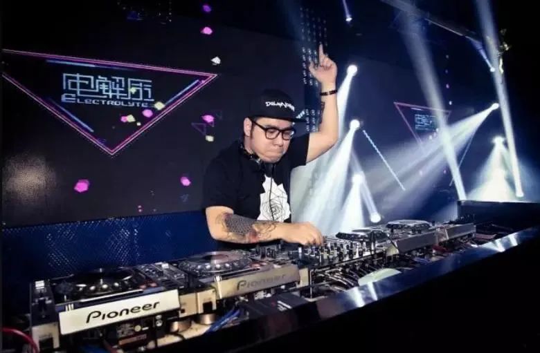 Oct 10th｜电音老炮儿组合 JOE-L&FOUR “八爷”-合肥MIU酒吧/MIU club