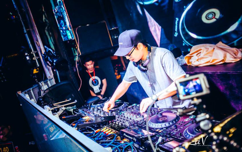 Oct 10th｜电音老炮儿组合 JOE-L&FOUR “八爷”-合肥MIU酒吧/MIU club