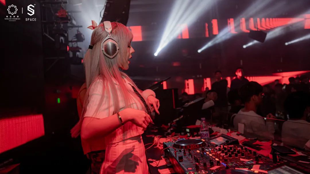 SPACE CLUB|DJ EONE回顾#人间芭比狙击平静的夜晚-岳阳斯贝斯酒吧/SPACE酒吧/SPACE PLUS