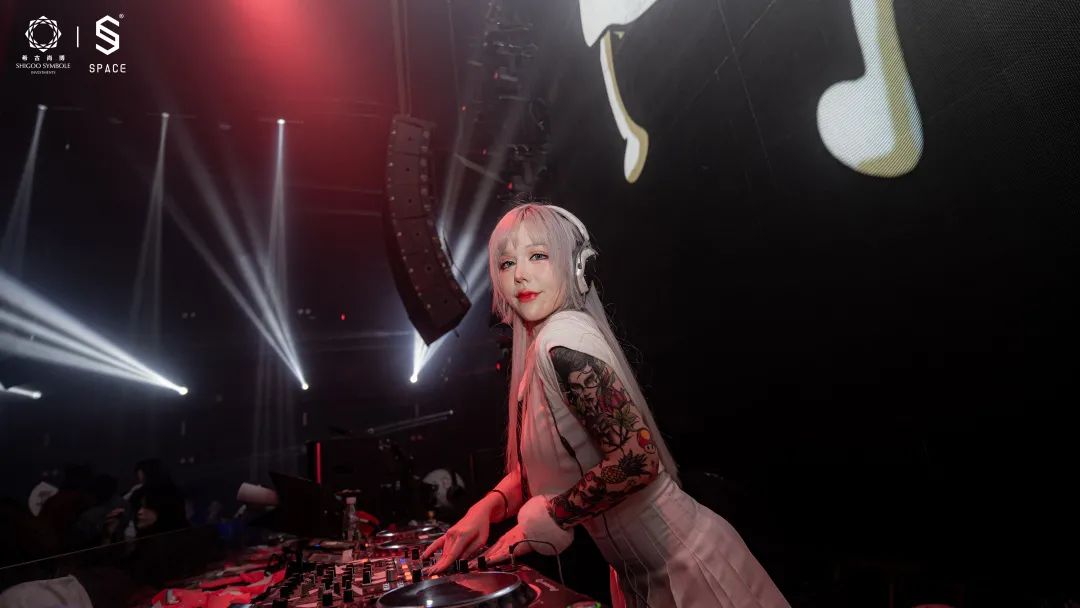 SPACE CLUB|DJ EONE回顾#人间芭比狙击平静的夜晚-岳阳斯贝斯酒吧/SPACE酒吧/SPACE PLUS