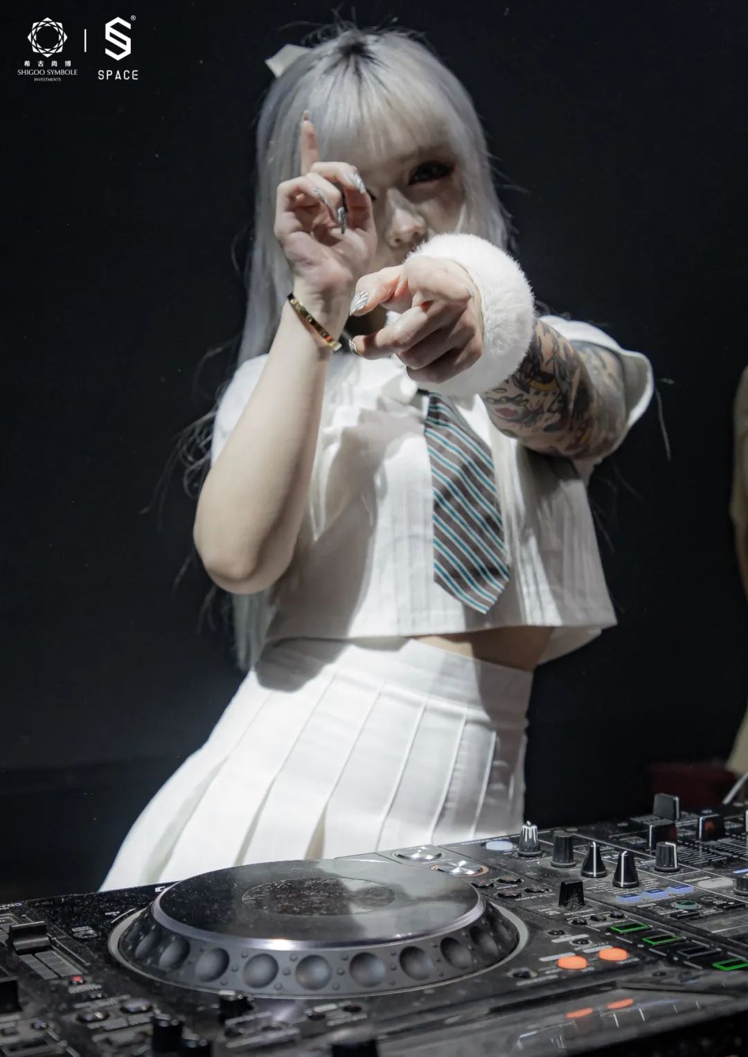 SPACE CLUB|DJ EONE回顾#人间芭比狙击平静的夜晚-岳阳斯贝斯酒吧/SPACE酒吧/SPACE PLUS