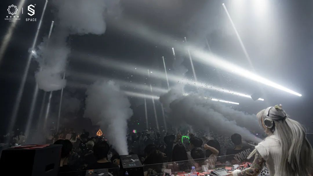 SPACE CLUB|DJ EONE回顾#人间芭比狙击平静的夜晚-岳阳斯贝斯酒吧/SPACE酒吧/SPACE PLUS