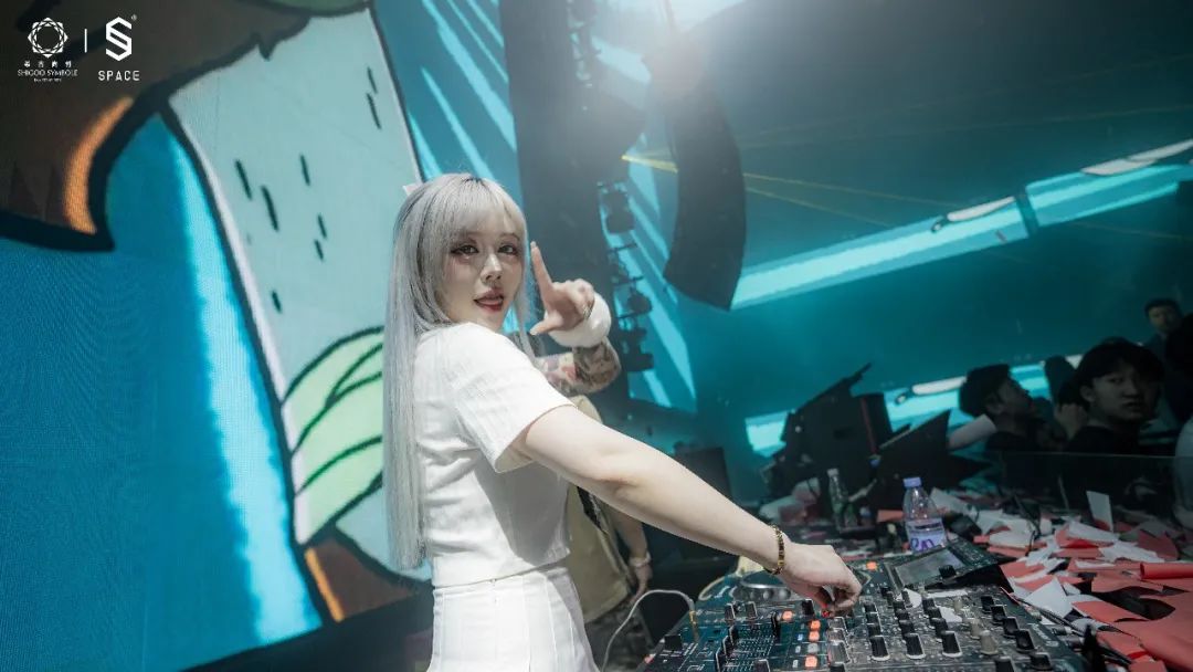 SPACE CLUB|DJ EONE回顾#人间芭比狙击平静的夜晚-岳阳斯贝斯酒吧/SPACE酒吧/SPACE PLUS