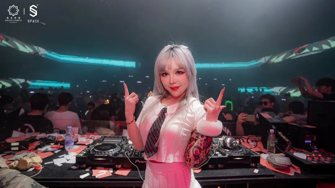 SPACE CLUB|DJ EONE回顾#人间芭比狙击平静的夜晚-岳阳斯贝斯酒吧/SPACE酒吧/SPACE PLUS