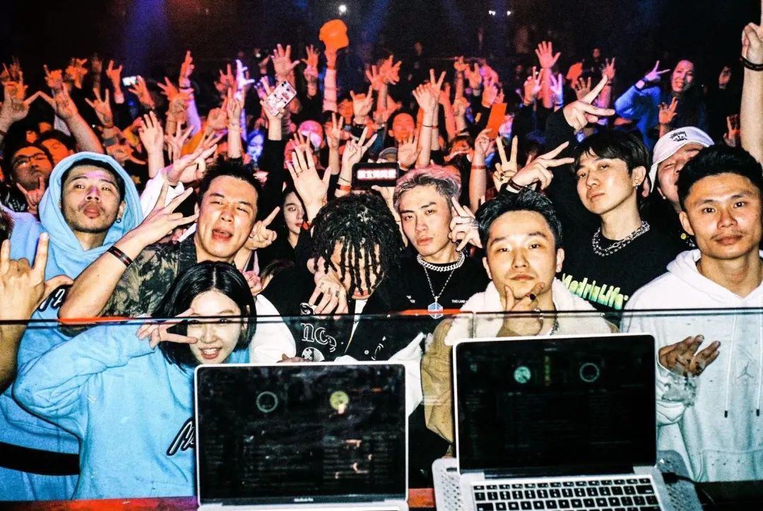 「LOOP×辣酱派对」5.27*这个周末-蹦迪看这里!!!-广州Skrr club 「LOOP×辣酱派对」5.27*这个周末-蹦迪看这里!!!-广州Skrr club