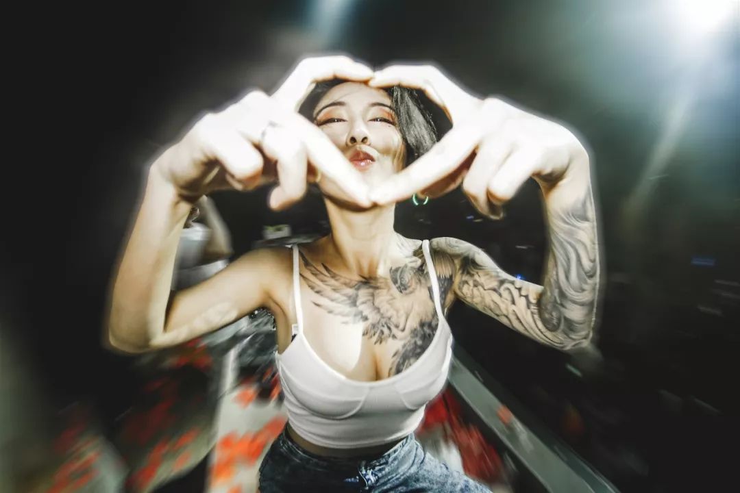 SPECIAL CLUB |9月1日生力啤酒独家赞助，DJ LEXY 性感与才华兼备， PARTY女皇带你感受躁动的巅峰！-广东省恩平 SPECIAL CLUB 