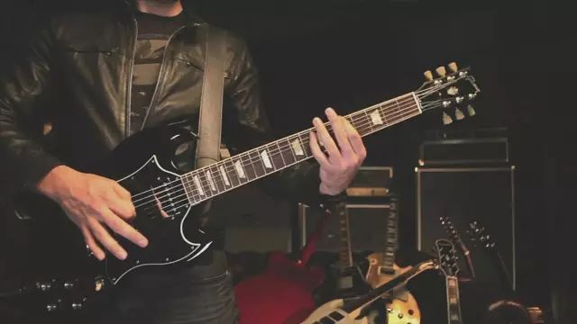 Green Valley 遂宁绿谷 | 03/4-5 'ROCK AND ROLL'摇滚live之夜，拿出你的态度！！-遂宁Green Valley（绿谷）酒吧/Green Valle club