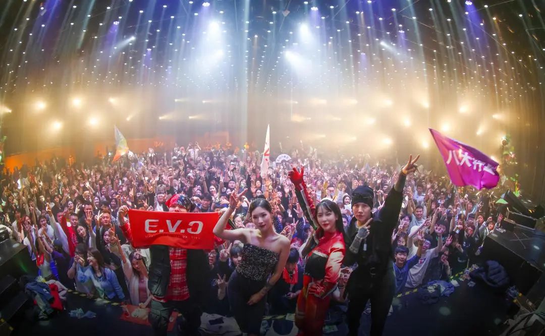 6.10 MASTER × E.V.C丨迷失国度中寻觅心之所向-上海麦斯特酒吧/Master Club