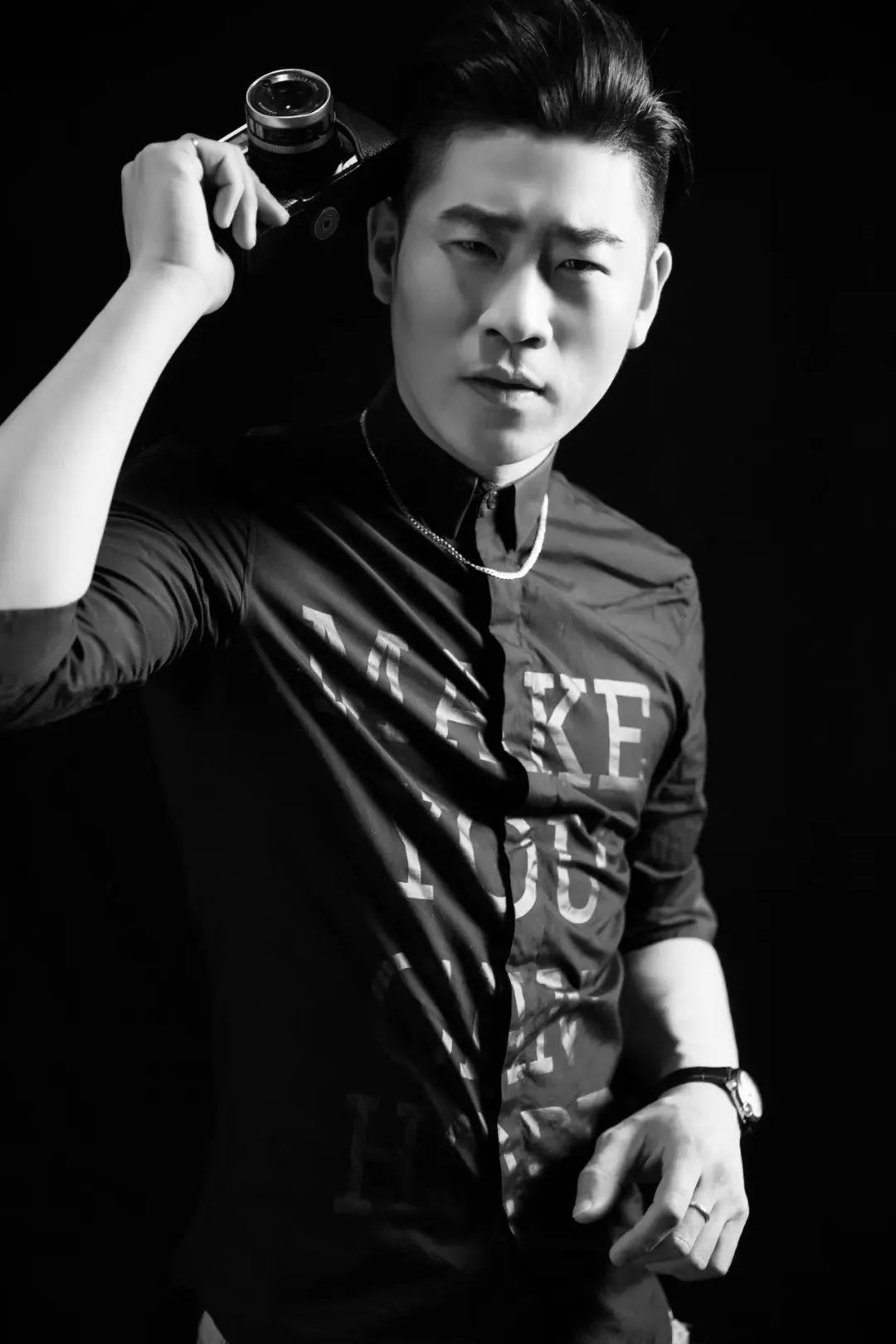 超人气创作型歌手“何流” 6.24 与你相遇滚石酒吧-滨州滚石酒吧/ROCK CLUB