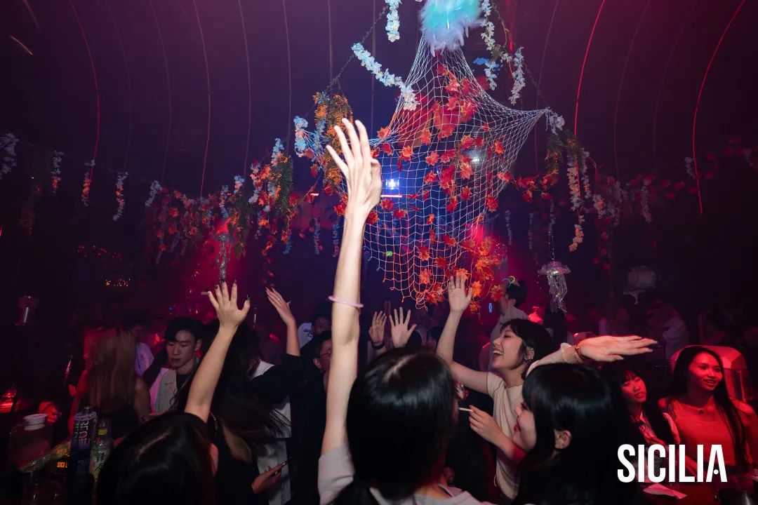 Recap｜西西里开荧趴不喊我是吧？-佛山西西里酒吧/SICILIA CLUB