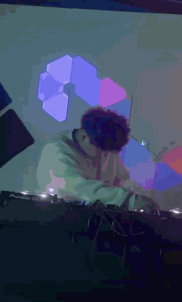 周日｜LANCEY FOUX · 拆多少由你们决定-北京PH酒吧/PH Night club