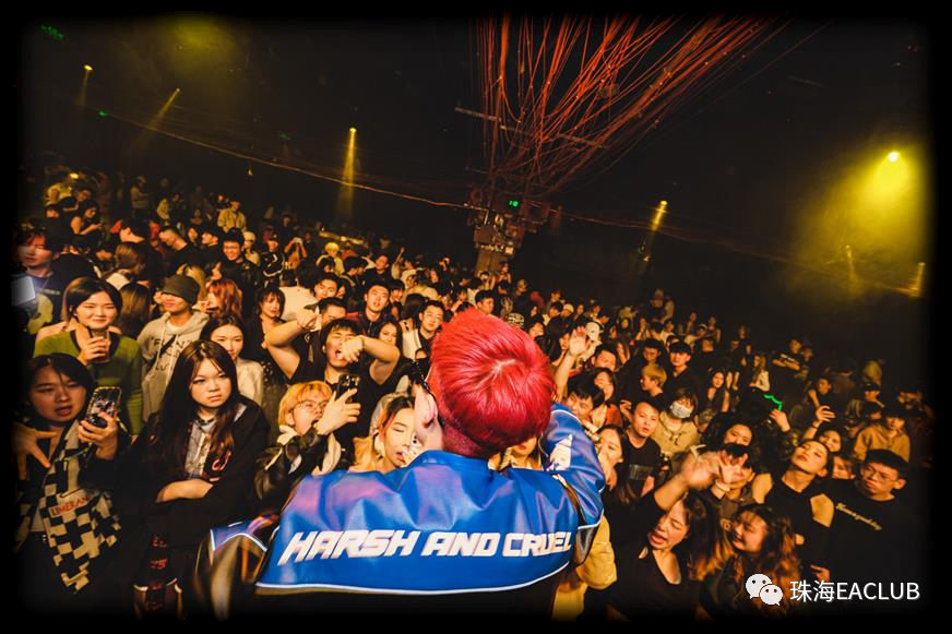 地下8英里的女冠军，不可能再回去上班-珠海EA酒吧/EA CLUB