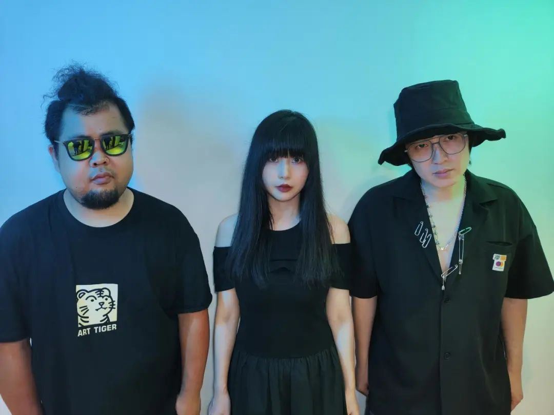 7.28｜ “摇滚一夏” 见证音乐菜鸟的野蛮生长-重庆猫Livehouse/MORE LIVE HOUSE