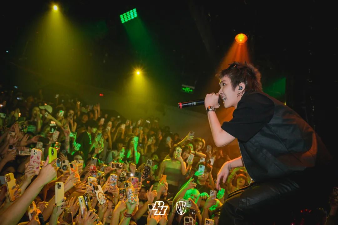 𝘙𝘌𝘊𝘈𝘗｜𝑻𝒊𝒛𝒛𝒚𝑻 𝑷𝒂𝒓𝒕𝒚在我家-北京PH酒吧/PH Night club