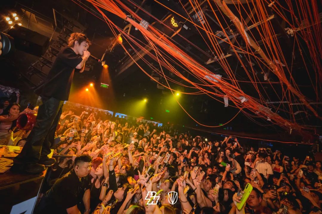 𝘙𝘌𝘊𝘈𝘗｜𝑻𝒊𝒛𝒛𝒚𝑻 𝑷𝒂𝒓𝒕𝒚在我家-北京PH酒吧/PH Night club