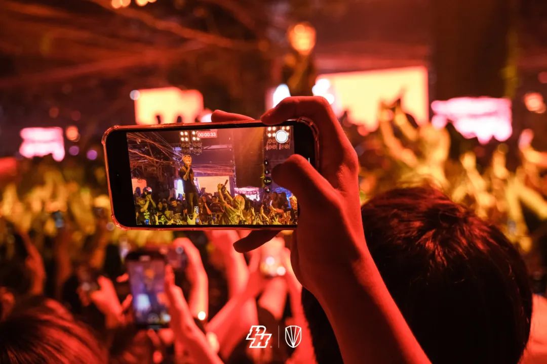 𝘙𝘌𝘊𝘈𝘗｜𝑻𝒊𝒛𝒛𝒚𝑻 𝑷𝒂𝒓𝒕𝒚在我家-北京PH酒吧/PH Night club